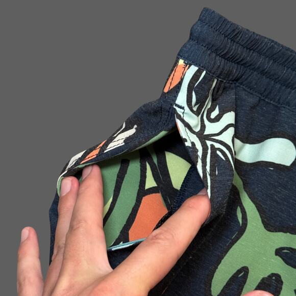 Roark Shorey Trunk 16" Shell Cove RB457 Dark Navy Size L NWT $66 MSRP - Picture 3 of 7